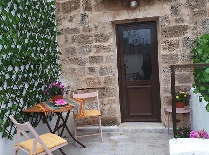 Traditional Stone House شقة *