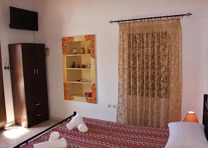 شقة Traditional Stone House *